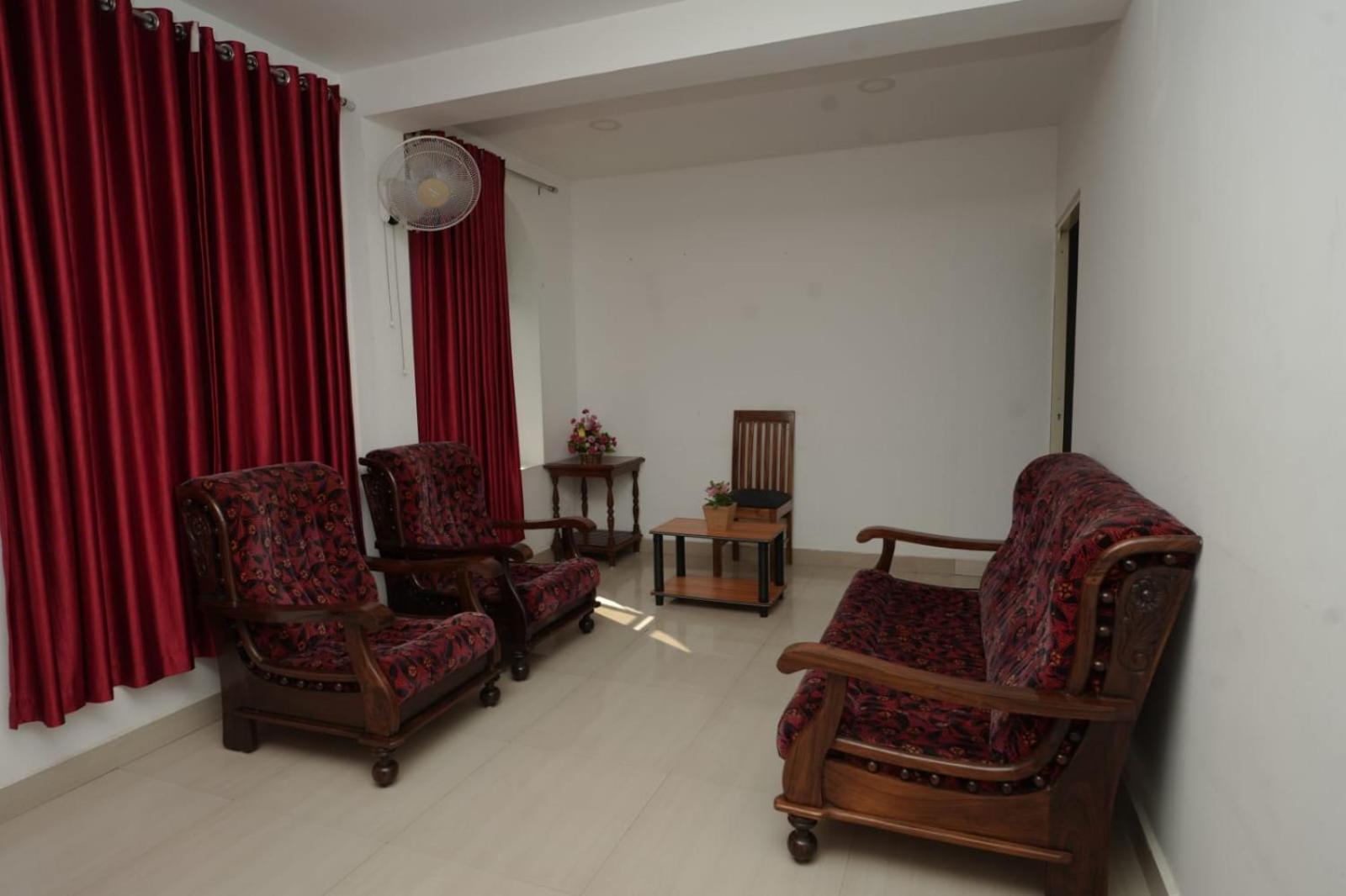 Rain Valley Resort Pirmed ภายนอก รูปภาพ